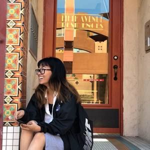 Meet your Posher, Vy